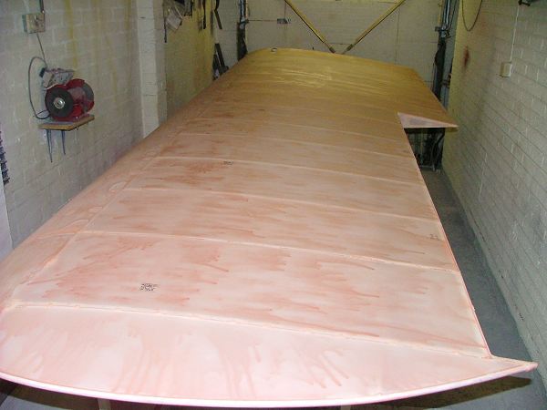 The wing covering and sealing